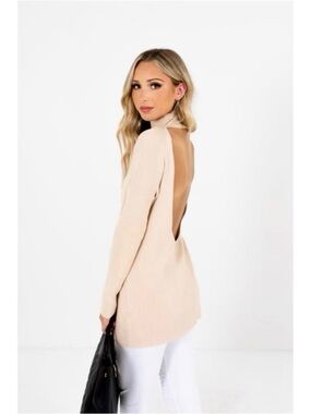 NWT Open-Back Knit Tunic in Beige